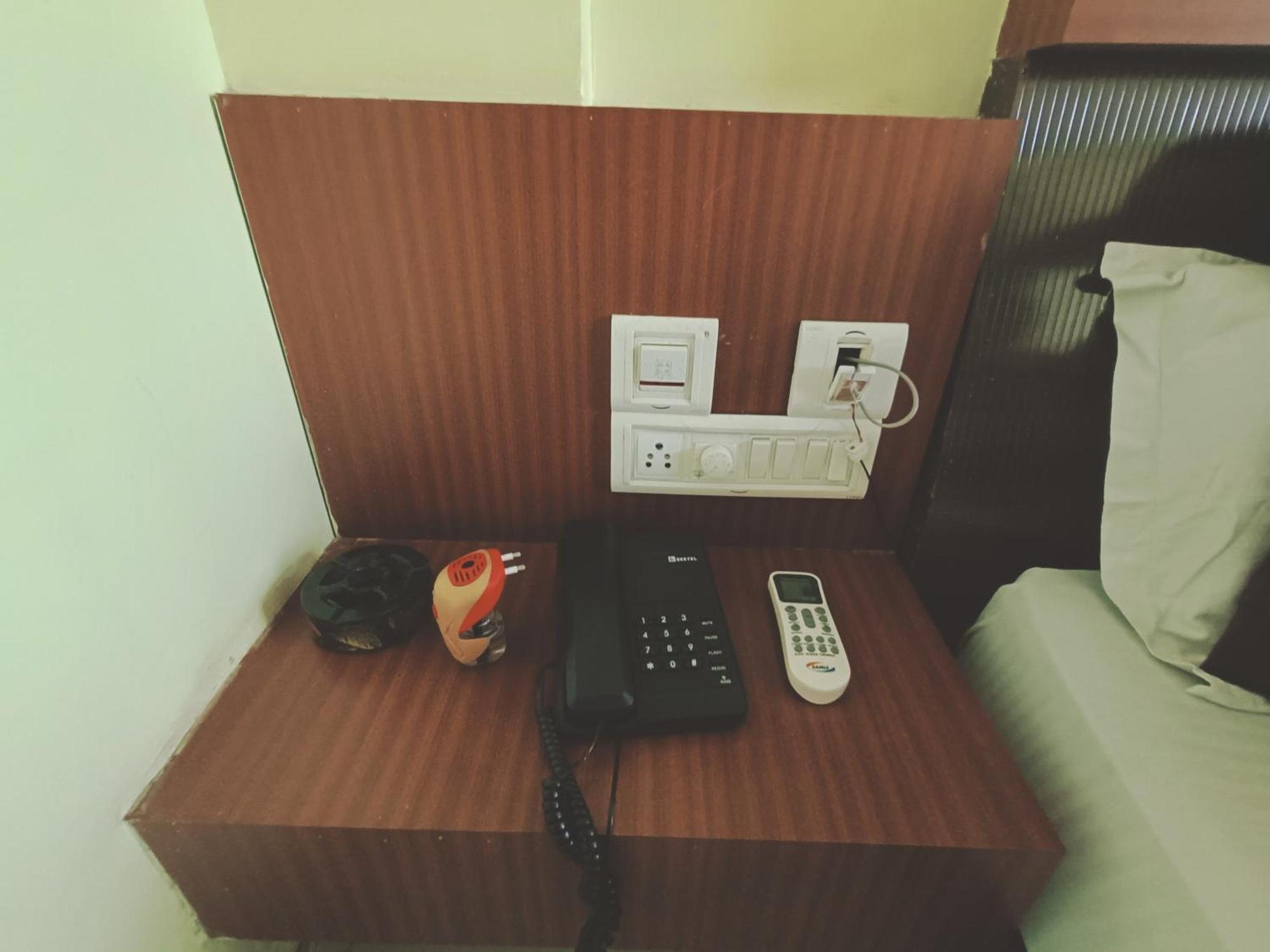 Deep Ganga Inn Near Sea Beach By Morservices Puri Ngoại thất bức ảnh