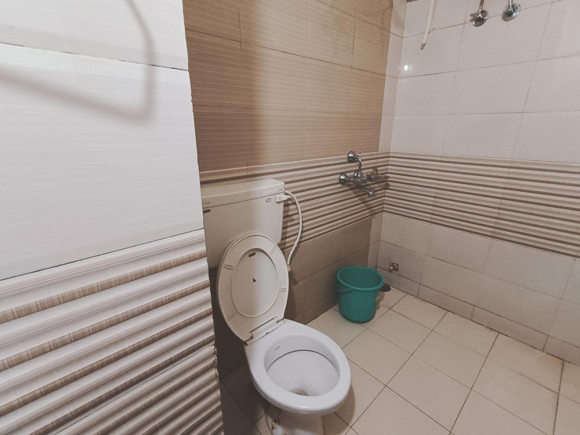 Deep Ganga Inn Near Sea Beach By Morservices Puri Ngoại thất bức ảnh